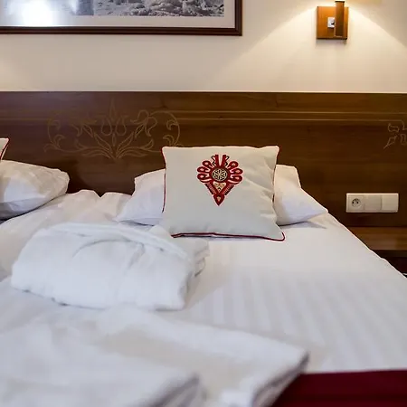 Logos Szálloda 3*